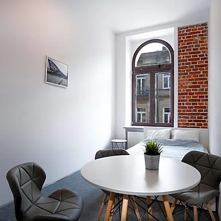 Dream Aparts - Rewolucji 1905r Aparthotel *